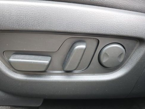 Used 2025 MAZDA CX-70 3.3 Turbo S w/ Premium Package image 28