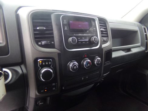 Used 2018 RAM 1500 Express image 18