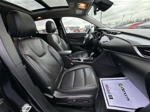 Used 2022 Buick Encore GX Essence w/ Experience Buick Package image 24