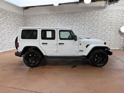 Used 2023 Jeep Wrangler Altitude image 8