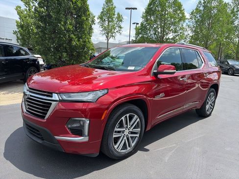 Used 2023 Chevrolet Traverse High Country AWD/4WD image 1