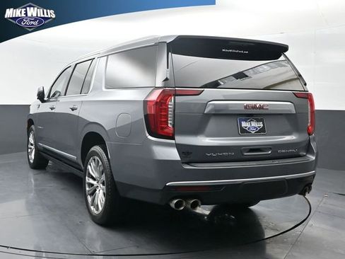 Used 2022 GMC Yukon XL Denali image 5