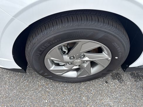 New 2026 Hyundai Sonata SE FWD image 19