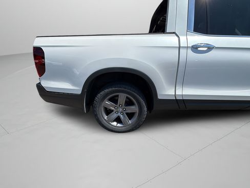 Used 2021 Honda Ridgeline RTL-E image 32