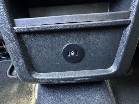 Used 2023 Ford Edge SEL image 15