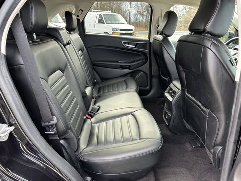 Used 2020 Ford Edge SEL image 21