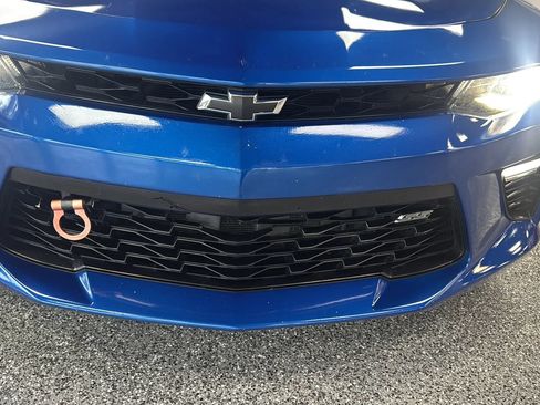 Used 2016 Chevrolet Camaro SS RWD image 30