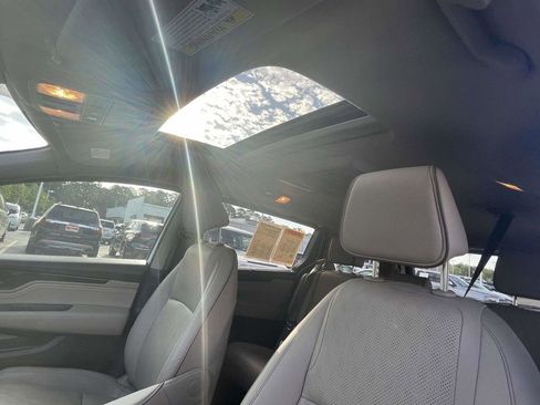 Used 2024 Honda Odyssey Elite image 25