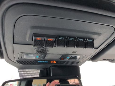 Used 2022 Ford Bronco Badlands image 23