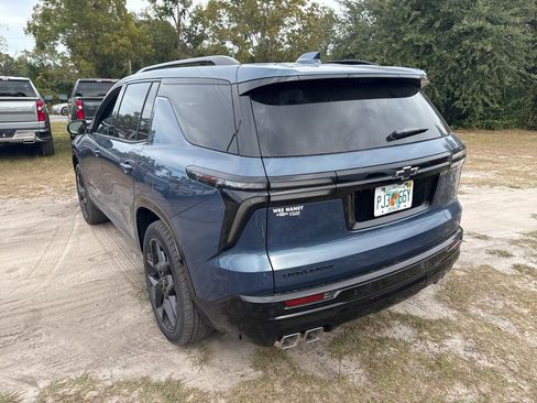 New 2026 Chevrolet Traverse RS w/ LPO, Floor Liner Package image 5