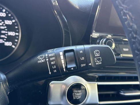 Used 2022 Kia Seltos EX image 29