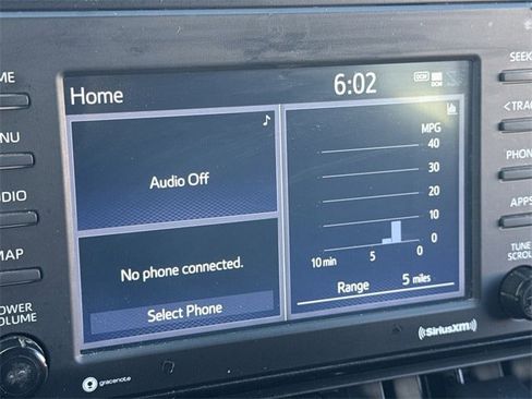 Used 2022 Toyota RAV4 LE image 19