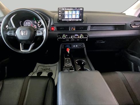 Used 2025 Honda Pilot EX-L image 15