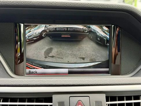 Used 2013 Mercedes-Benz E 350 4MATIC Sedan image 24