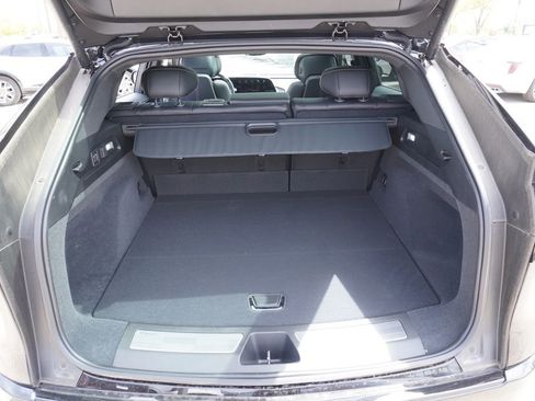 New 2026 Cadillac Lyriq V image 7