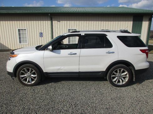 Used 2011 Ford Explorer Limited w/ 302A Rapid Spec Order Code image 9