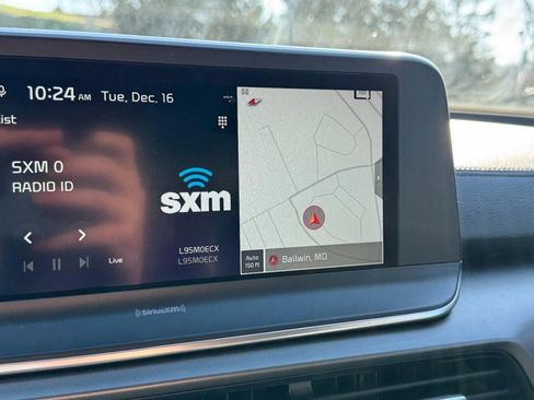 Used 2022 Kia Telluride LX image 20