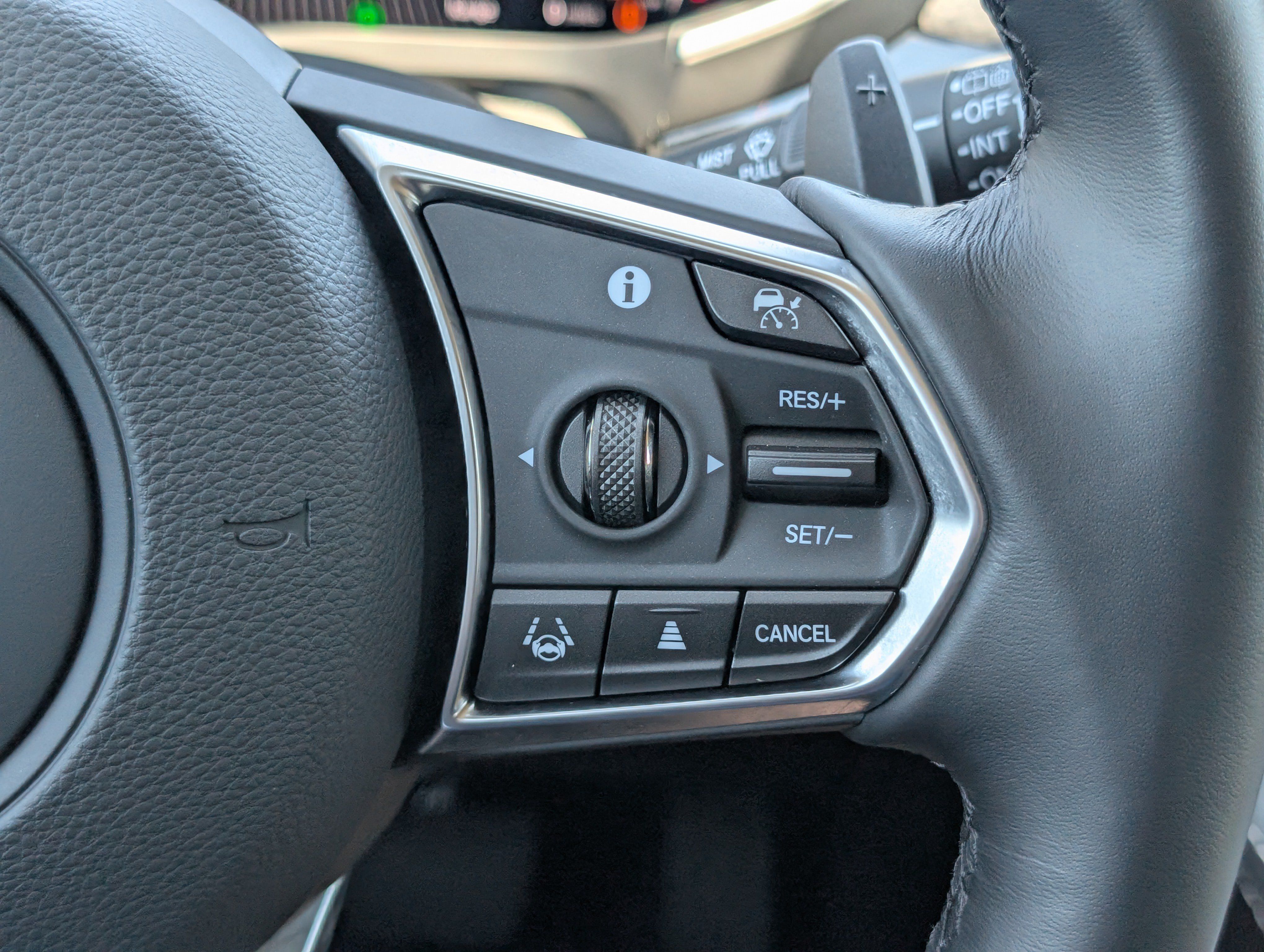 Certified 2026 Acura MDX w/ Advance Package AWD/4WD image 16