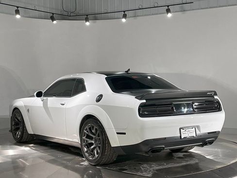 Used 2020 Dodge Challenger SRT Hellcat image 7