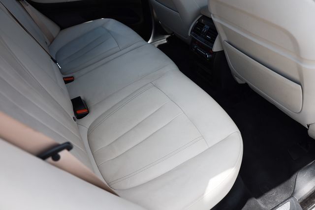 Used 2018 BMW X5 sDrive35i RWD image 15