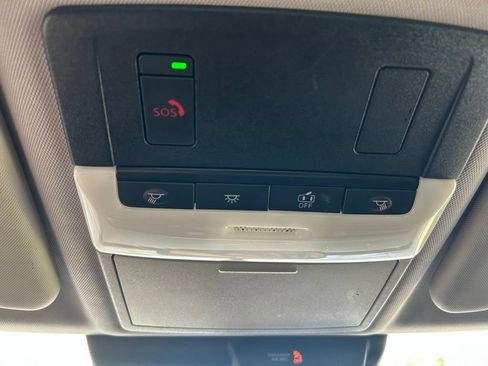 Used 2023 Mitsubishi Outlander SE FWD image 50