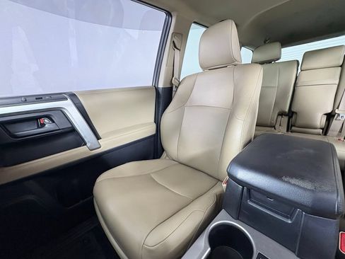Used 2013 Toyota 4Runner Limited AWD/4WD image 18