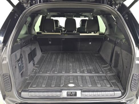 Certified 2023 Land Rover Discovery S R-Dynamic AWD/4WD image 6