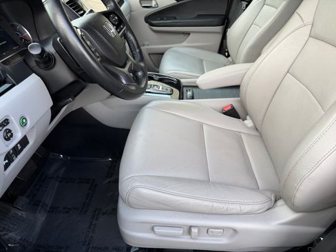 Used 2021 Honda Pilot Elite image 7