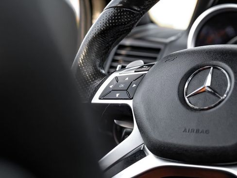 Used 2017 Mercedes-Benz G 63 AMG 4MATIC image 14