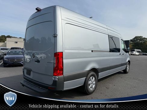 New 2025 Mercedes-Benz Sprinter 2500 image 8