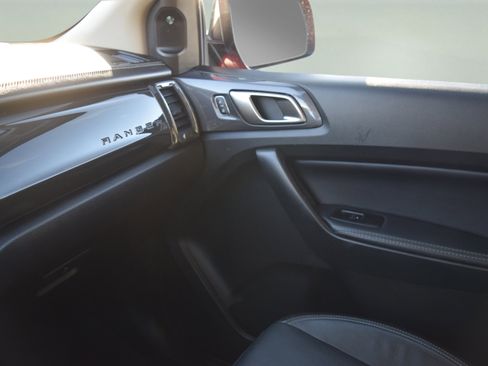 Used 2021 Ford Ranger Lariat w/ Equipment Group 501A High image 19