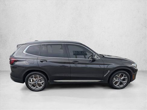 Used 2024 BMW X3 sDrive30i w/ Premium Package RWD image 4