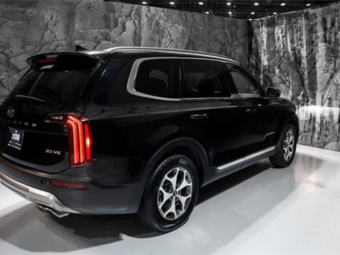 Used 2021 Kia Telluride EX image 22