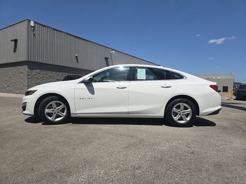 Used 2024 Chevrolet Malibu LT FWD image 11