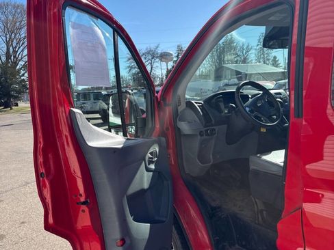 Used 2016 Ford Transit 350 XL RWD image 6