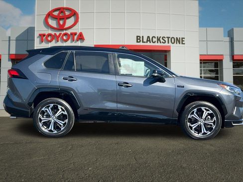 Certified 2021 Toyota RAV4 XSE w/ Weather Package AWD/4WD image 2