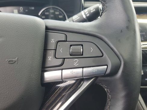 Used 2025 Cadillac XT6 Premium Luxury image 27