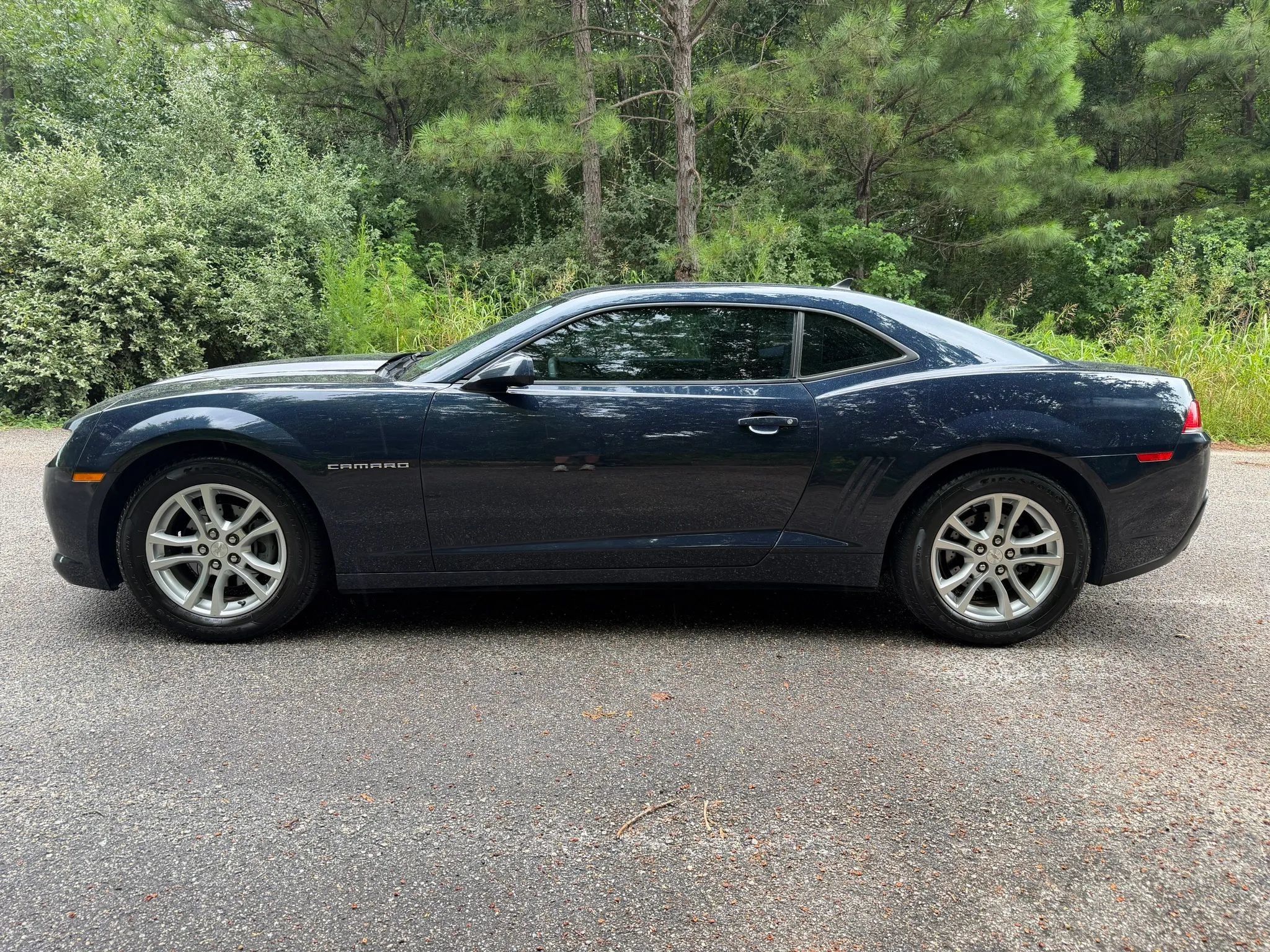 Used 2015 Chevrolet Camaro LS RWD image 2
