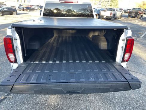 Used 2022 GMC Sierra 2500 SLE w/ SLE Value Package; image 17