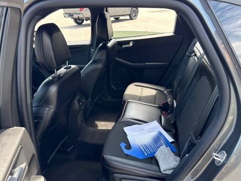 Used 2025 Ford Escape ST-Line AWD/4WD image 9