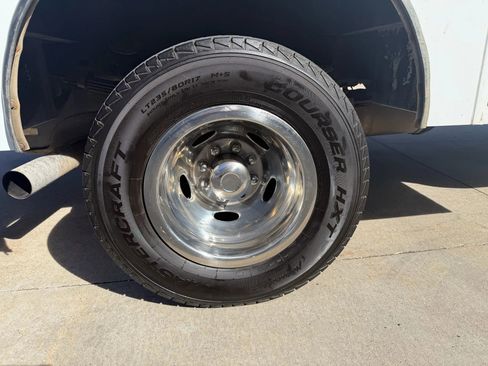 Used 2018 RAM 3500 Tradesman w/ Chrome Appearance Group image 70