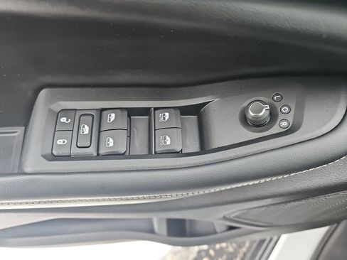 Used 2023 Jeep Grand Cherokee L Altitude image 29