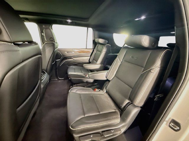 Used 2023 Cadillac Escalade ESV Premium Luxury AWD/4WD image 24