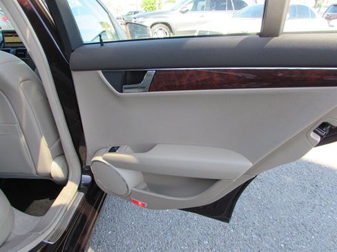 Used 2011 Mercedes-Benz C 300 Sedan image 25