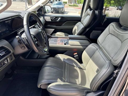 Used 2022 Lincoln Navigator L Black Label AWD/4WD image 18