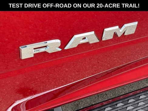 New 2026 RAM 2500 Limited AWD/4WD image 32