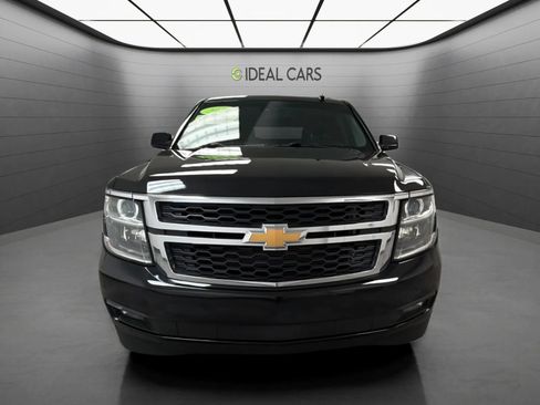 Used 2016 Chevrolet Tahoe LT w/ Luxury Package RWD image 2