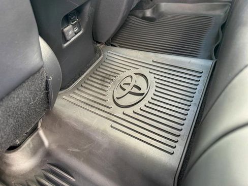 Used 2023 Toyota RAV4 XLE Premium image 24