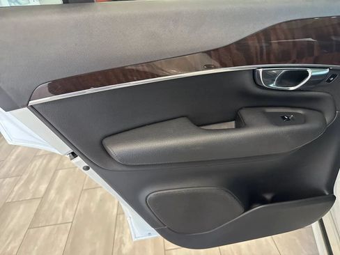 Used 2019 Volvo XC90 T6 Momentum w/ Advanced Package AWD/4WD image 25