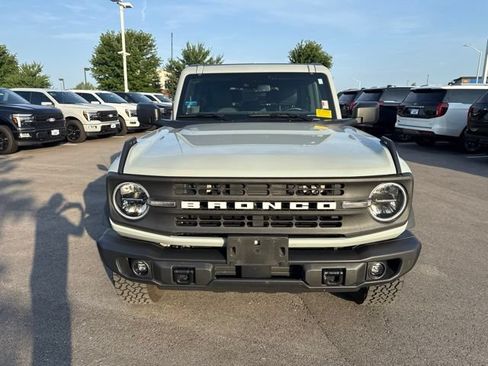 Used 2023 Ford Bronco Black Diamond AWD/4WD image 2